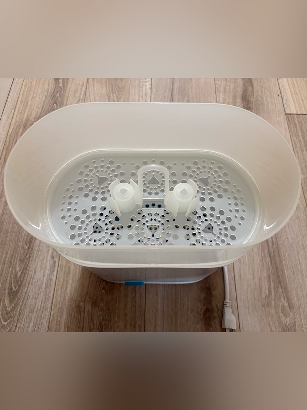 Philips AVENT Electric Steam Sterilizer - Picture 4 of 6
